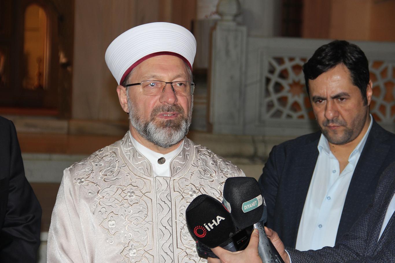  DİB Başkanı Erbaş: "İkinci bir duyuruya kadar umreye gidilmeyecek"